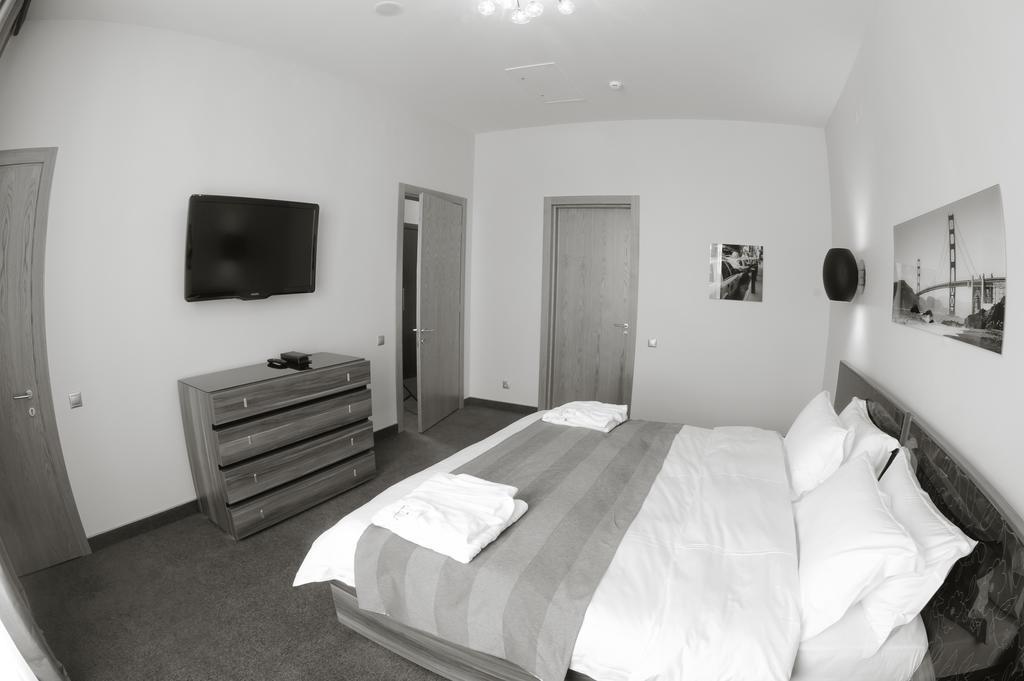Voyage Hotel Karagandy Extérieur photo