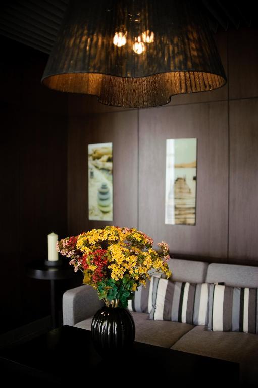 Voyage Hotel Karagandy Extérieur photo
